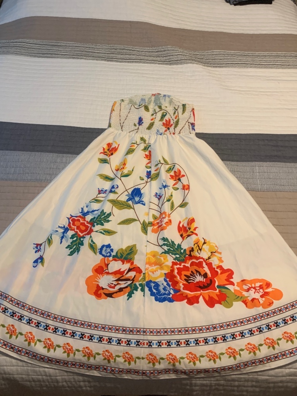 Strapless White Floral Sundress - Picture 3 of 3